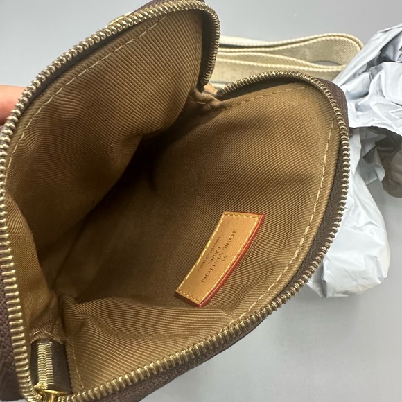 Louis Vuitton utility phone sleeve monogram canvas - Picture 4 of 9